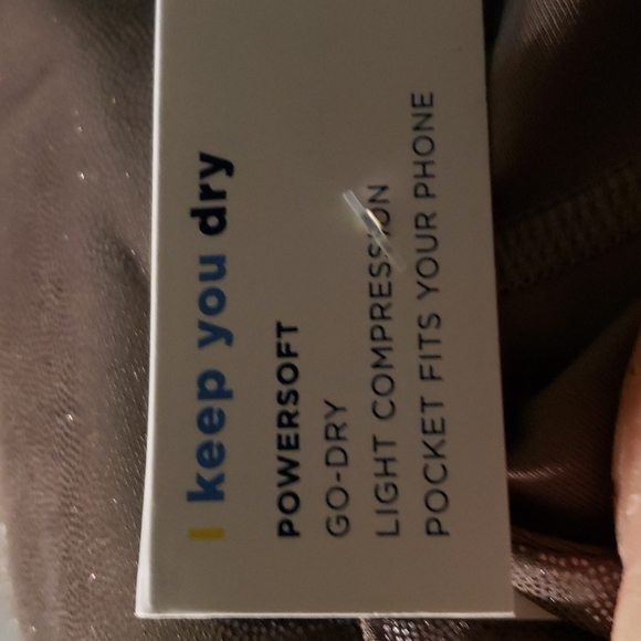 Old Navy Extra High Rise Powersoft Leggings - Picture 11 of 12